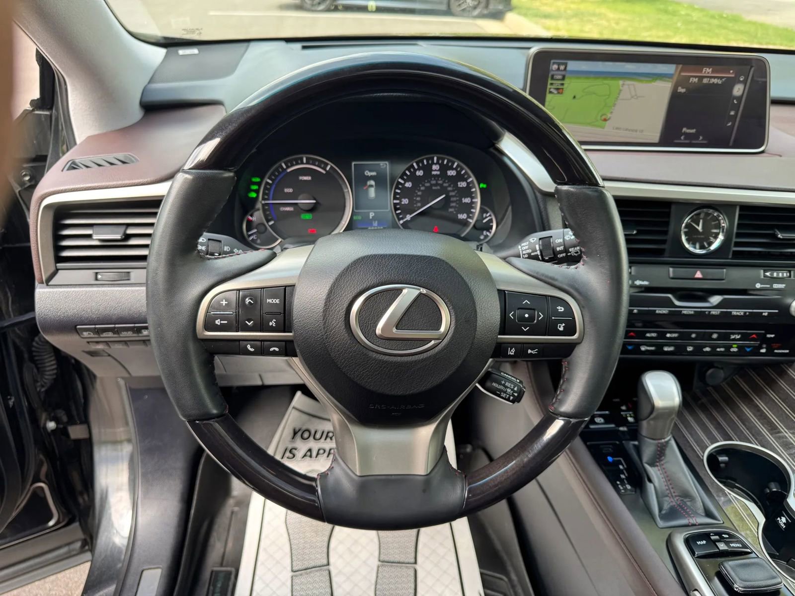 Used 2017 Lexus RX 450h AWD w/ Luxury Package image 35