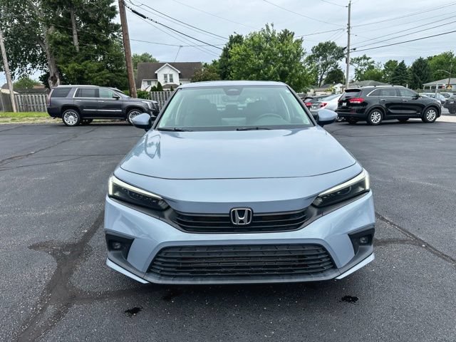 Used 2022 Honda Civic Touring image 2