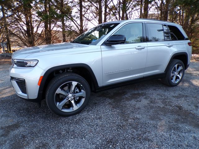 New 2026 Jeep Grand Cherokee Limited w/ Luxury Tech Group II