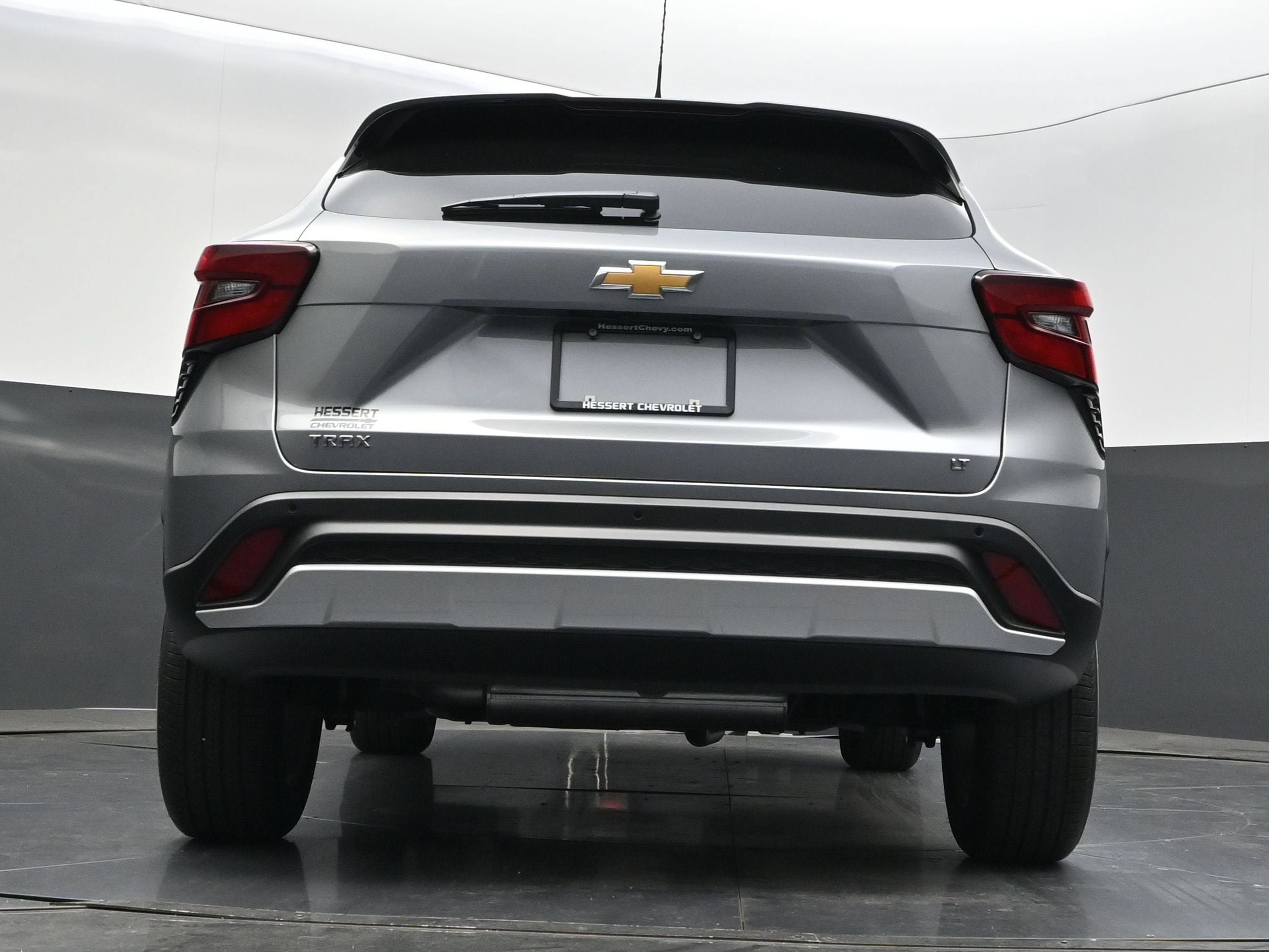 New 2026 Chevrolet Trax LT w/ Driver Confidence Package FWD image 39