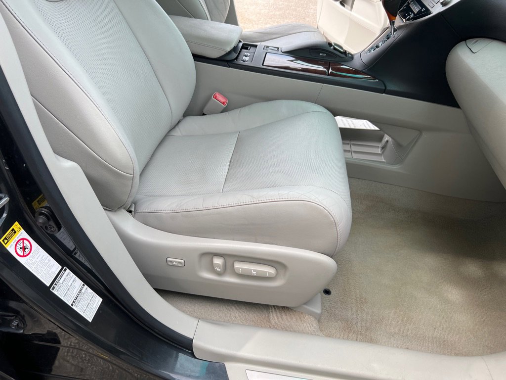 Used 2011 Lexus RX 350 AWD w/ Premium Pkg image 14