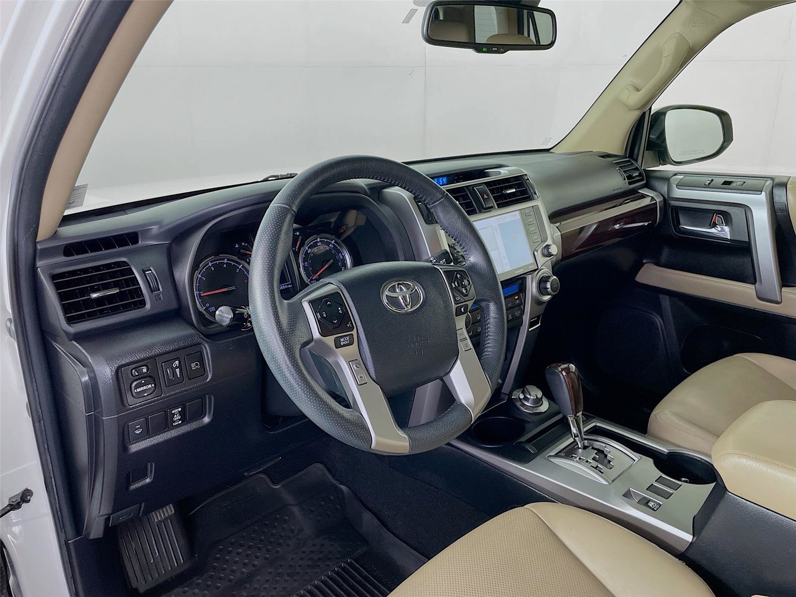 Used 2021 Toyota 4Runner Limited AWD/4WD image 13