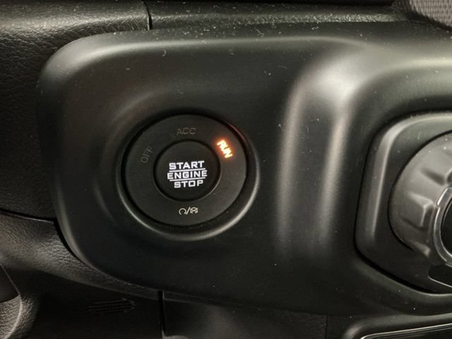 Used 2022 Jeep Gladiator Mojave w/ LED Lighting Group AWD/4WD image 22
