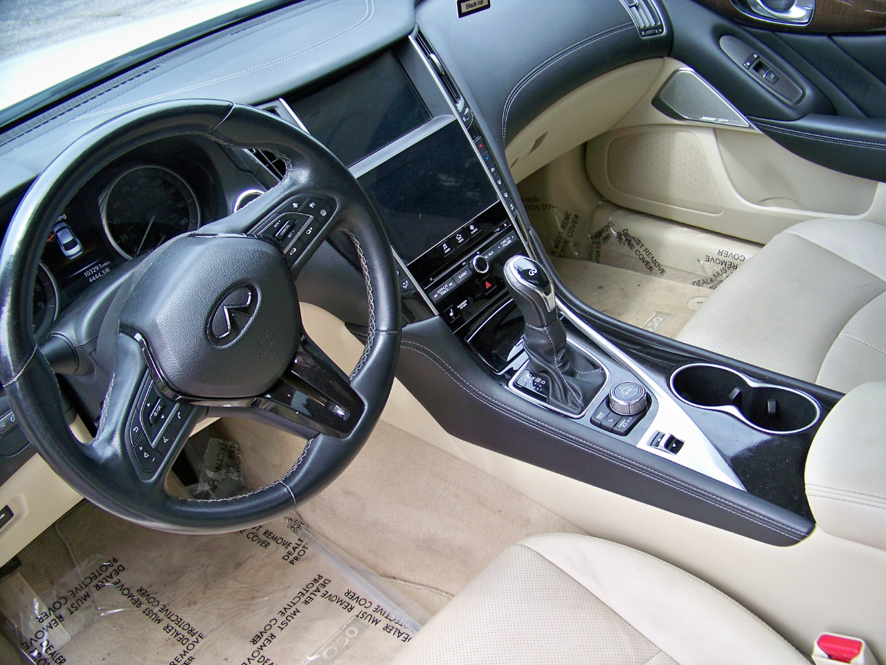 Used 2018 INFINITI Q50 Luxe w/ Cargo Package (L95) image 7