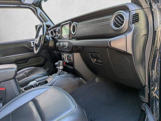 Used 2021 Jeep Wrangler Unlimited Sahara AWD/4WD image 19