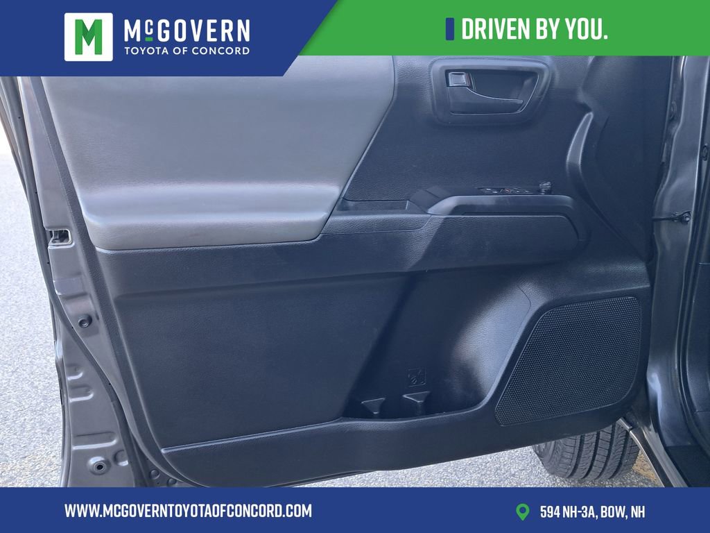 Used 2019 Toyota Tacoma SR image 9