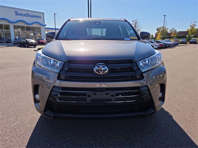 Used 2018 Toyota Highlander SE image 8