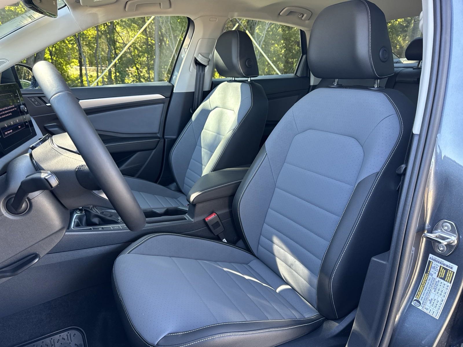 New 2026 Volkswagen Jetta SE FWD image 7
