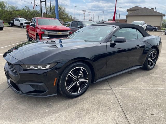 Used 2024 Ford Mustang Premium RWD image 2
