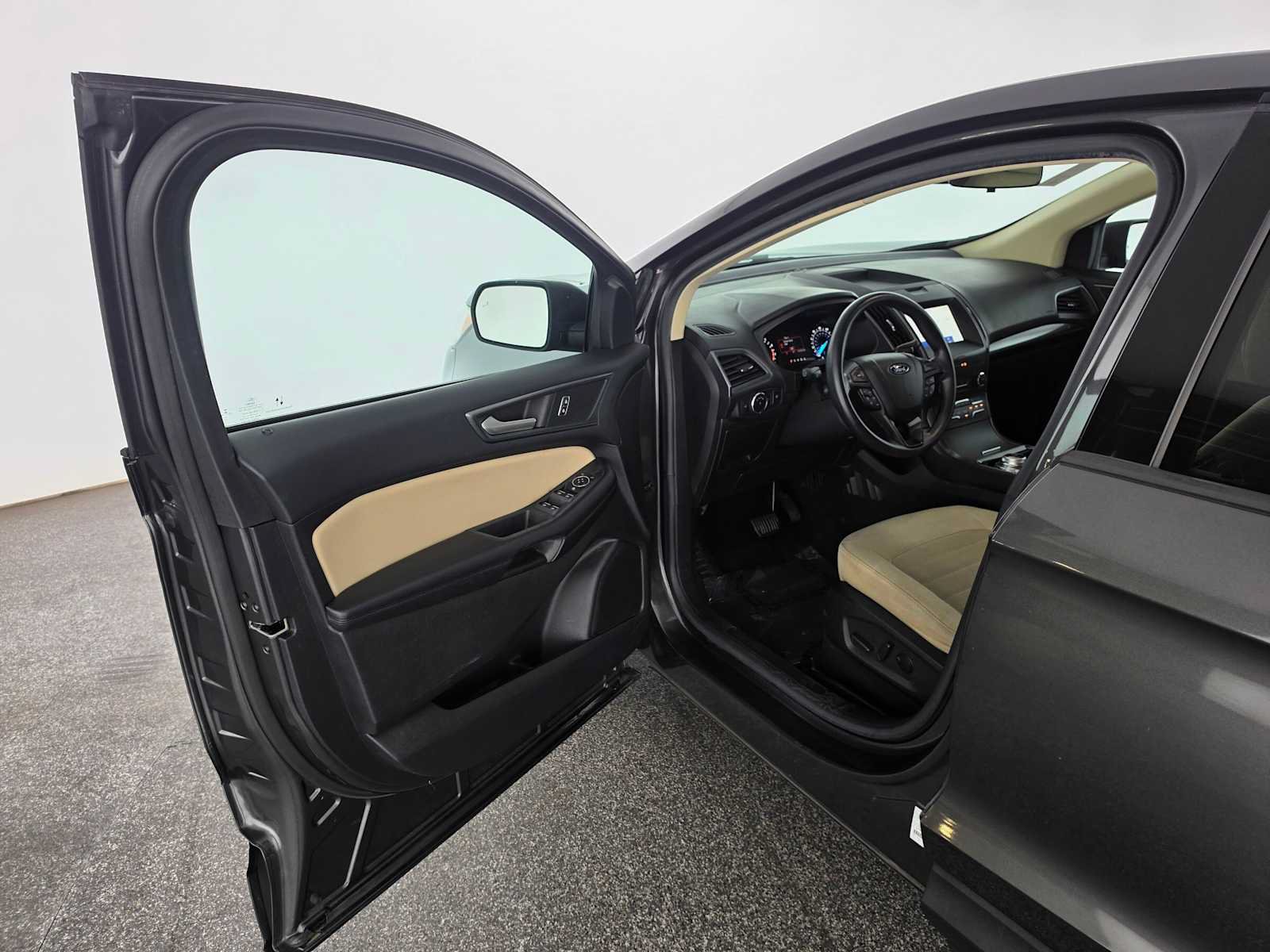 Used 2020 Ford Edge SE AWD/4WD image 19