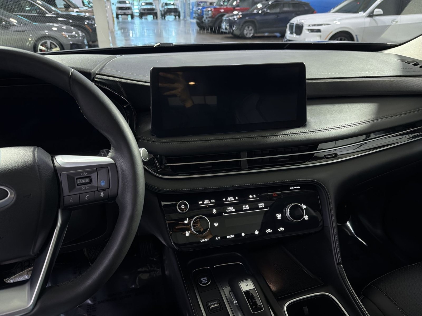 Used 2023 INFINITI QX60 Luxe w/ Cargo Package AWD/4WD image 18