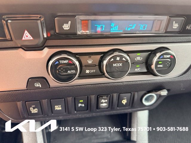Used 2016 Toyota Tacoma TRD Sport w/ Premium & Technology Package RWD image 20