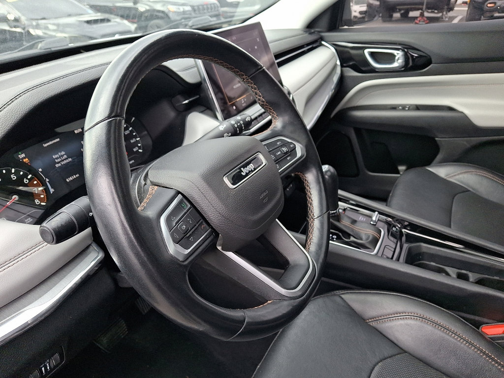 Certified 2022 Jeep Compass Limited w/ Sun and Sound Group image 25