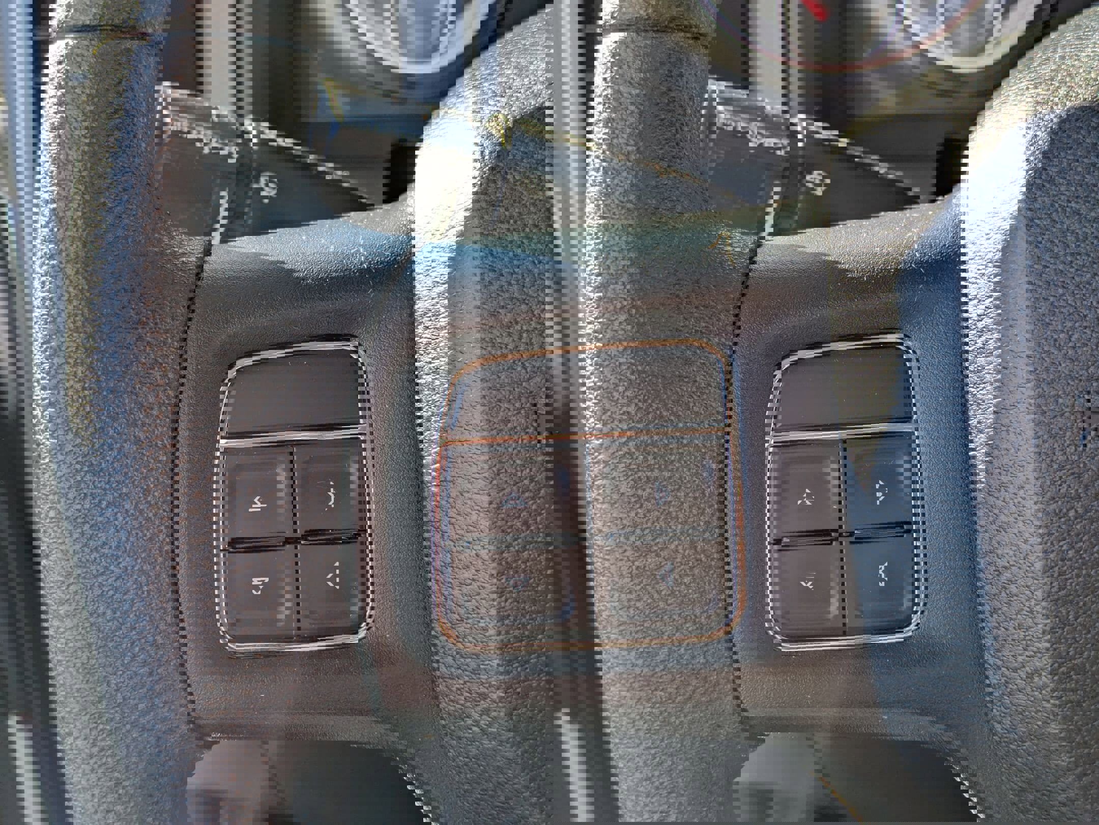 Used 2017 RAM 1500 Express image 15