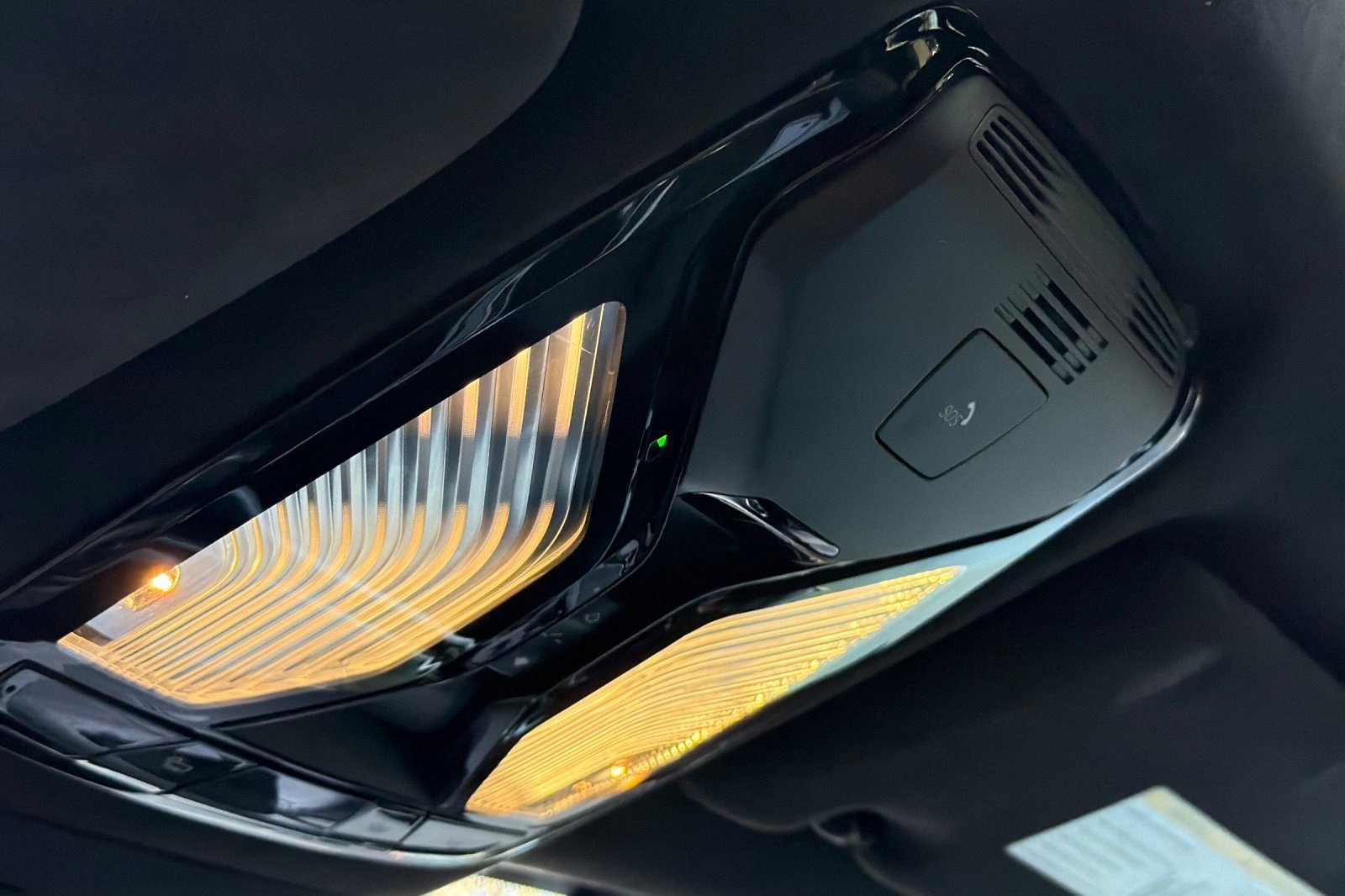 Certified 2024 BMW X7 M60i w/ Executive Package image 24