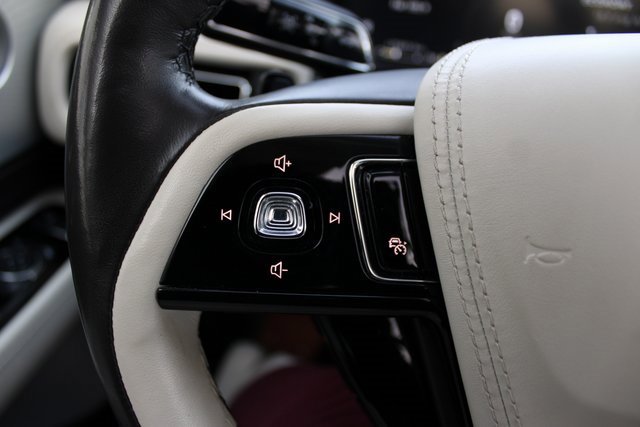 Used 2022 Lincoln Aviator Black Label w/ Dynamic Handling Package image 18