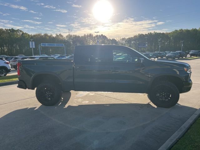 New 2026 Chevrolet Silverado 1500 ZR2 w/ Dark Appearance Package AWD/4WD image 14