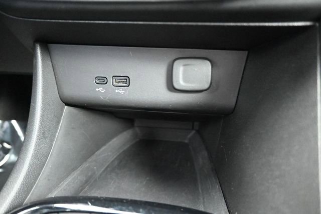 Used 2025 Buick Encore GX Preferred AWD/4WD image 25