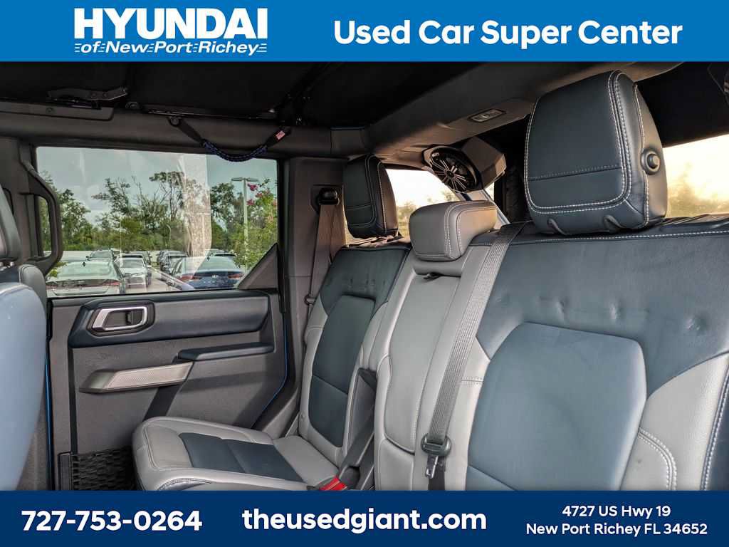 Used 2022 Ford Bronco Outer Banks AWD/4WD image 15