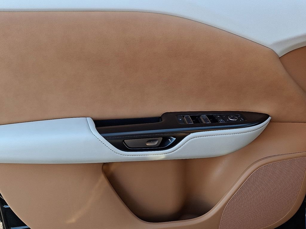 New 2026 Lexus RZ 450e AWD image 5