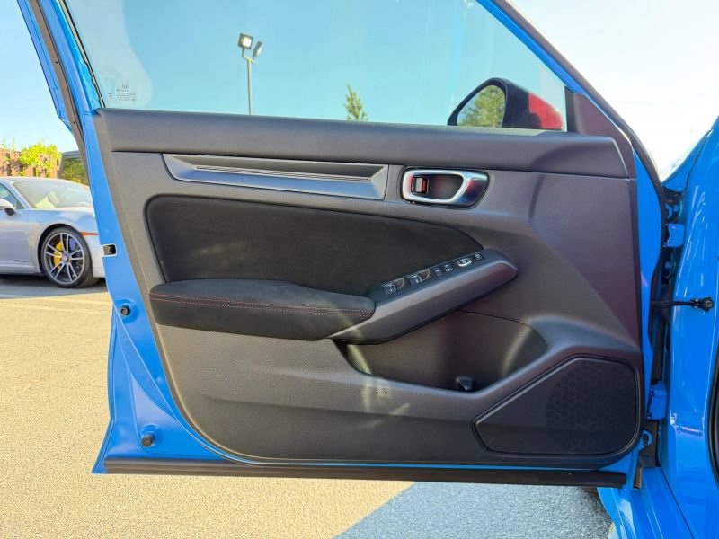 Used 2023 Honda Civic Type R image 10