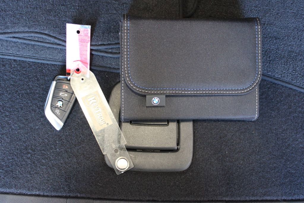 Used 2022 BMW X3 xDrive30i w/ Premium Package 2 image 28