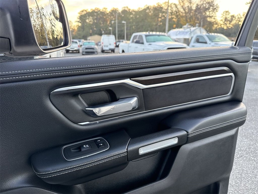 Used 2022 RAM 1500 Laramie image 25