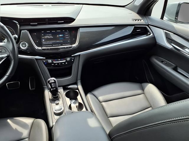 Used 2023 Cadillac XT6 Sport image 15