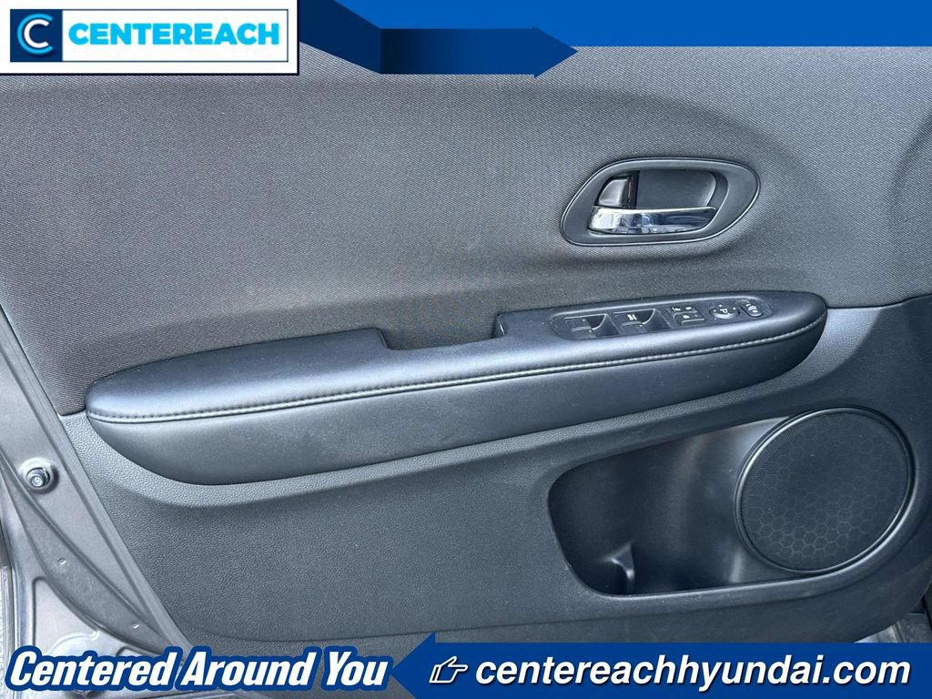 Used 2019 Honda HR-V LX image 14