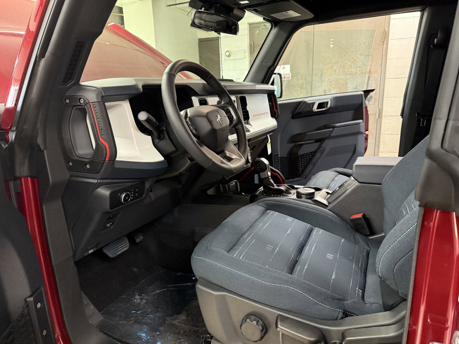 New 2025 Ford Bronco Heritage Edition image 12