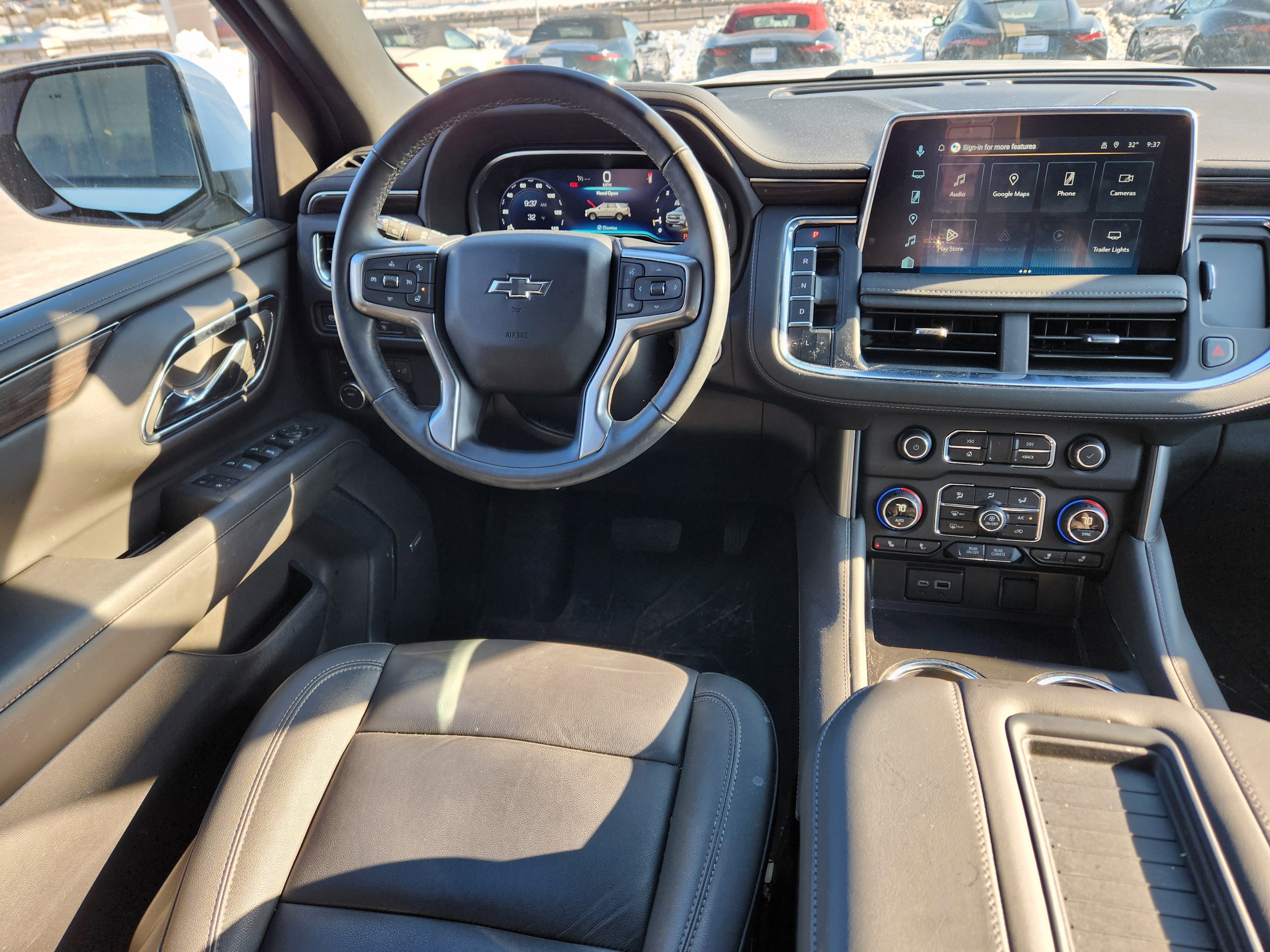 Used 2024 Chevrolet Tahoe Z71 w/ Luxury Package image 12