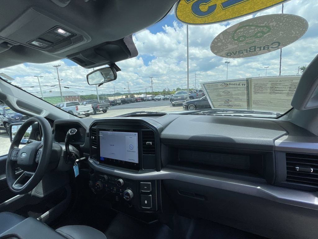 Used 2025 Ford F150 XL RWD image 25