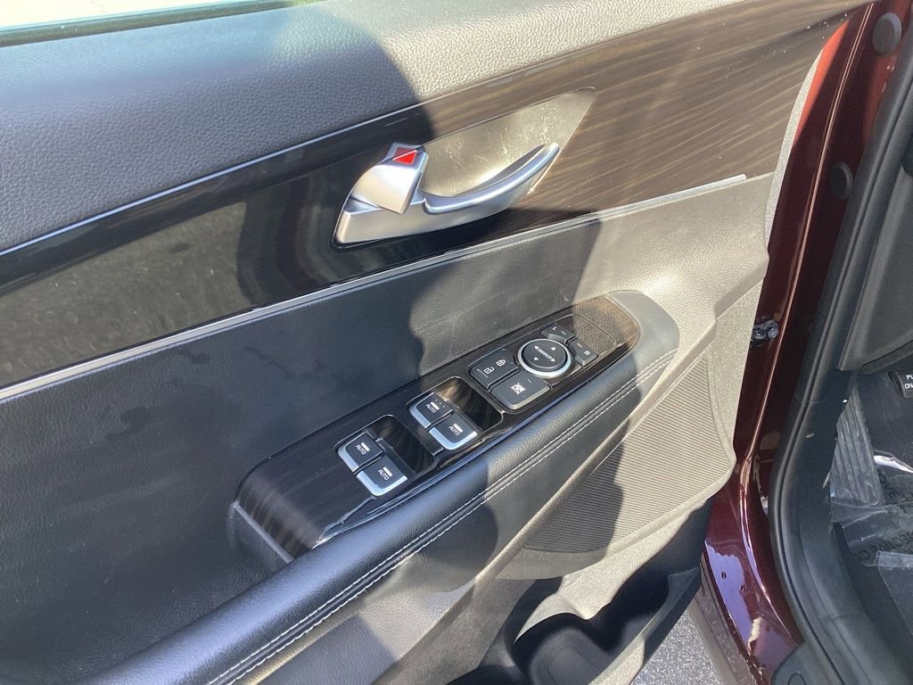 Used 2020 Kia Sorento S image 11