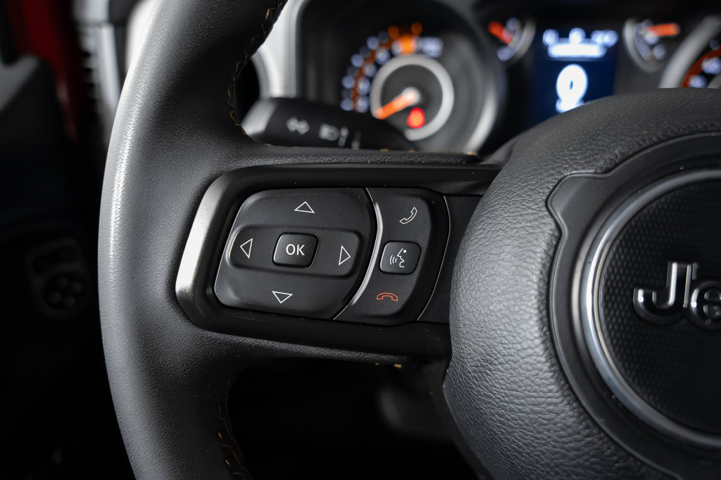 Used 2024 Jeep Wrangler Unlimited Sport AWD/4WD image 31