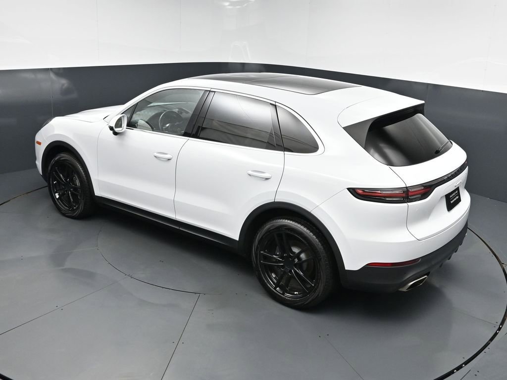Certified 2023 Porsche Cayenne AWD/4WD image 17