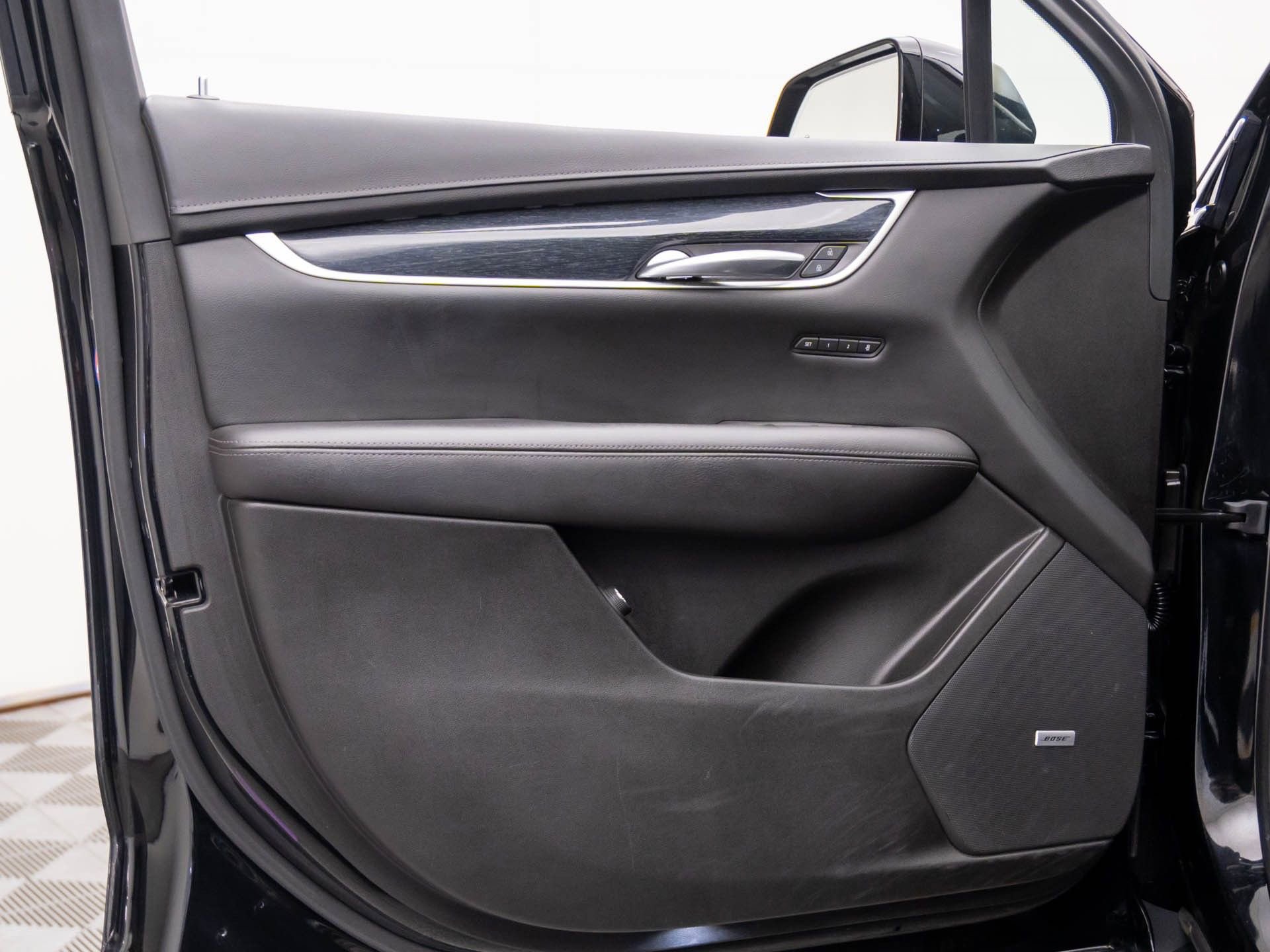 Certified 2022 Cadillac XT5 Premium Luxury image 15