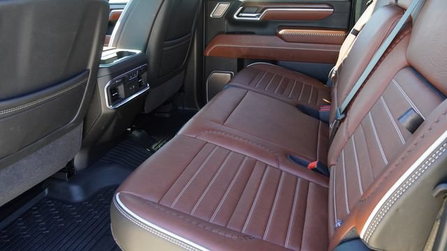 Used 2025 GMC Sierra 2500 Denali Ultimate AWD/4WD image 13