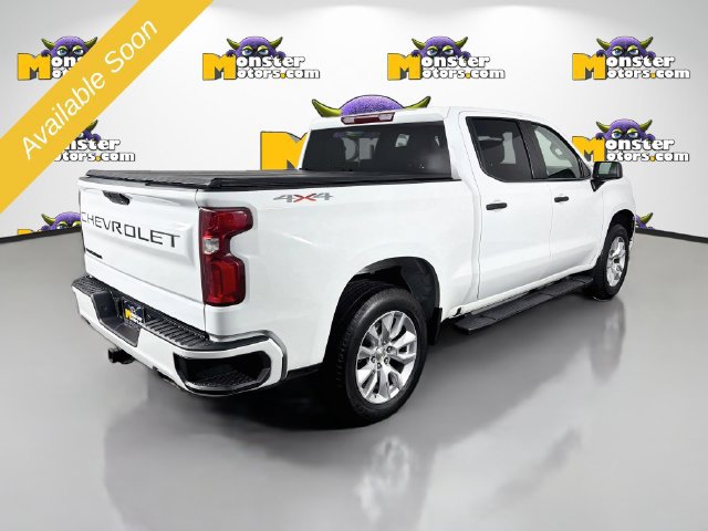 Used 2021 Chevrolet Silverado 1500 Custom w/ LPO, Dark Essentials Package AWD/4WD image 5