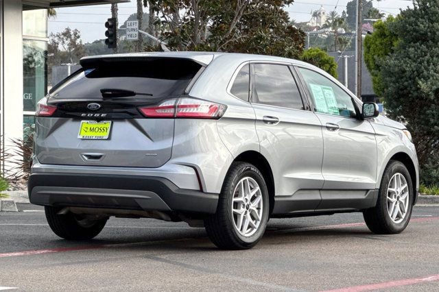 Used 2024 Ford Edge SEL image 5