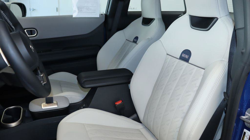 Used 2025 MINI Cooper S FWD image 22