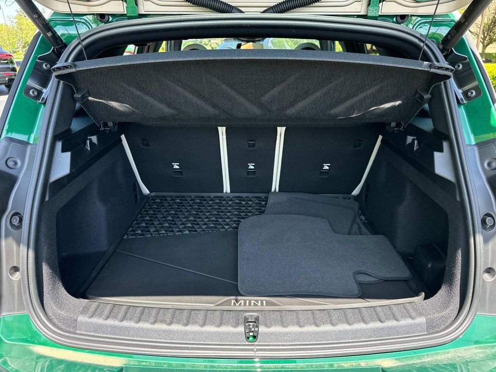 New 2025 MINI Cooper Countryman S w/ Comfort Package Max image 9