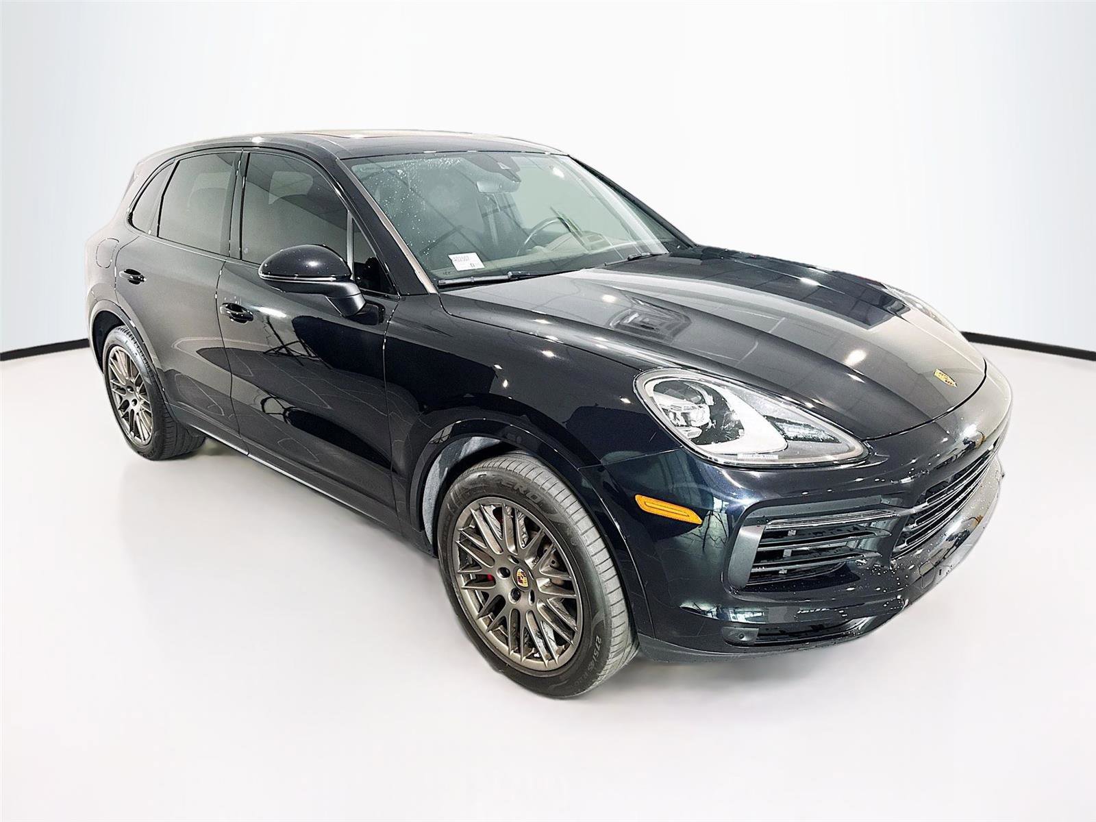 Used 2022 Porsche Cayenne image 7
