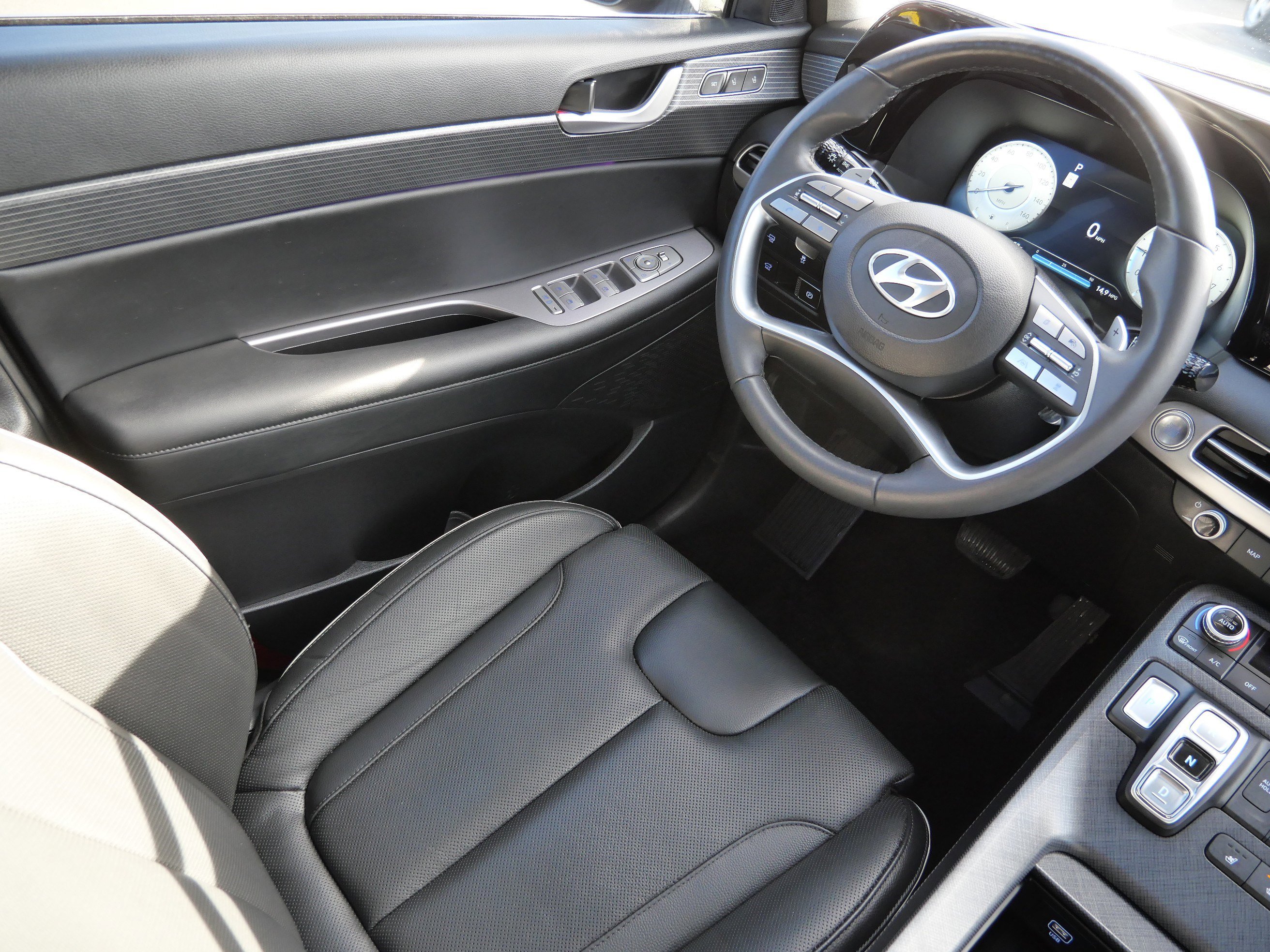 Used 2024 Hyundai Palisade Limited AWD/4WD image 9