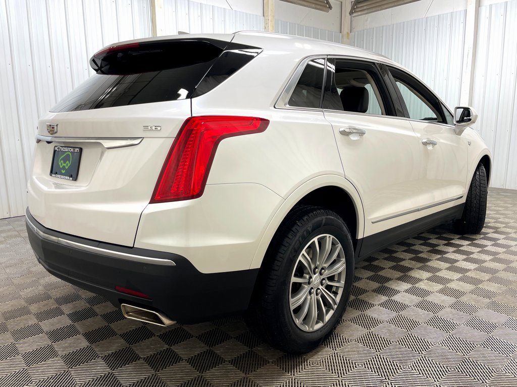 Used 2017 Cadillac XT5 Luxury w/ Driver Awareness Package image 49