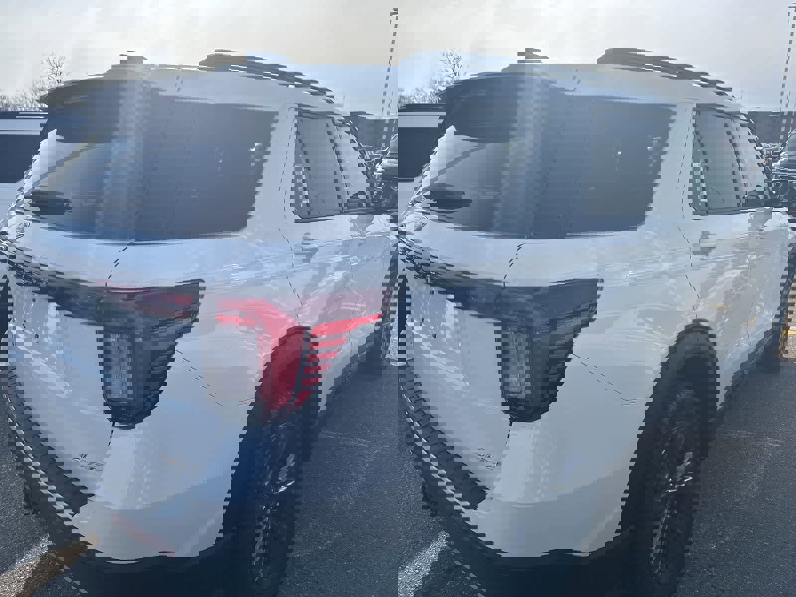 New 2026 Ford Explorer Active w/ Active Comfort Package image 12