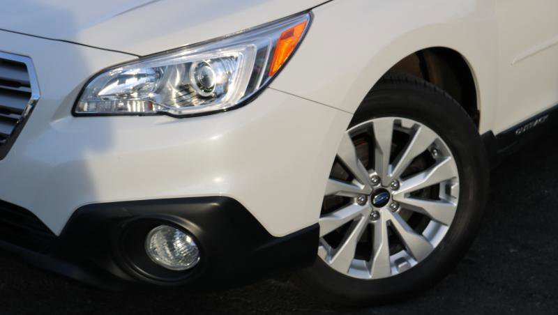 Used 2015 Subaru Outback 2.5i Limited image 4