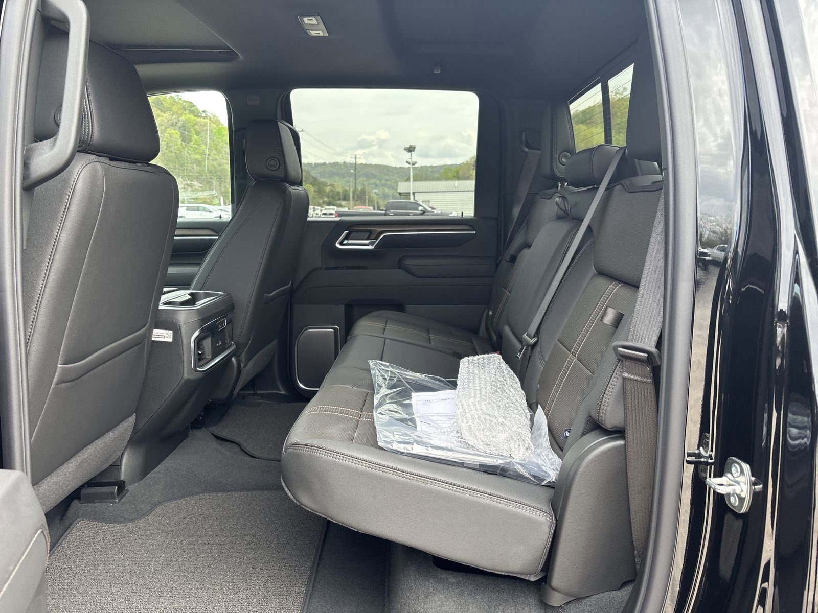 New 2026 Chevrolet Silverado 3500 High Country image 25