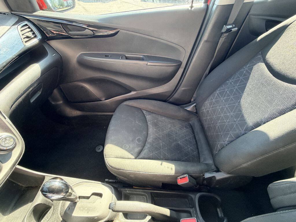 Used 2021 Chevrolet Spark LT FWD image 12
