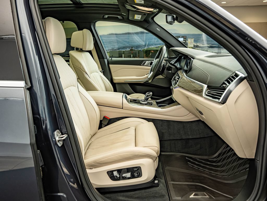 Used 2019 BMW X5 xDrive40i w/ Executive Package AWD/4WD image 41
