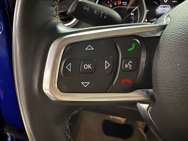 Used 2018 Jeep Wrangler Unlimited Sahara w/ Uconnect 4C Nav & Sound Group image 13